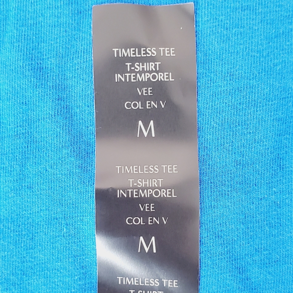 Banana Republic Timeless t-shirt, Stunning Shade of Blue - Picture 6 of 6